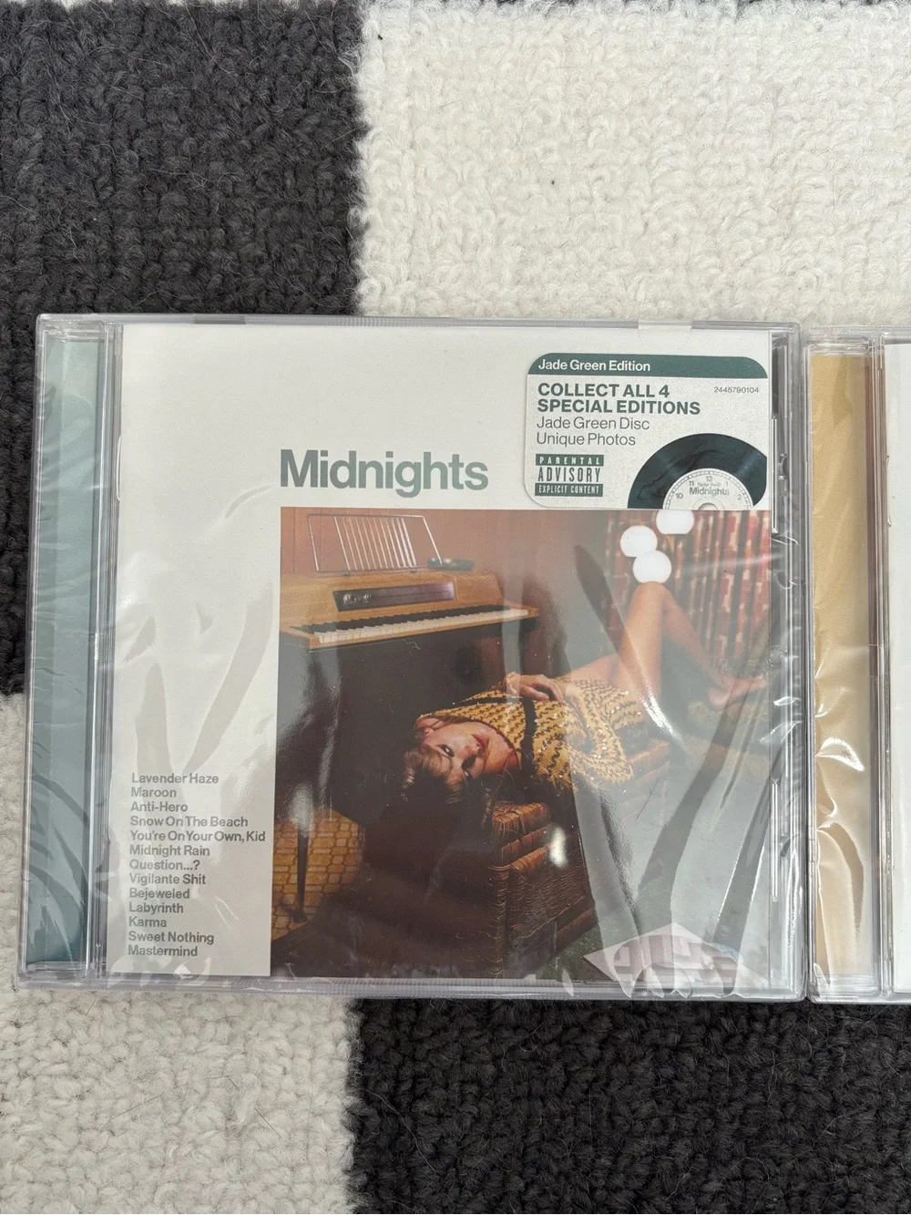 Bundle of Taylor Swift "Midnights" Special Edition CDs - Picture 2 of 4
